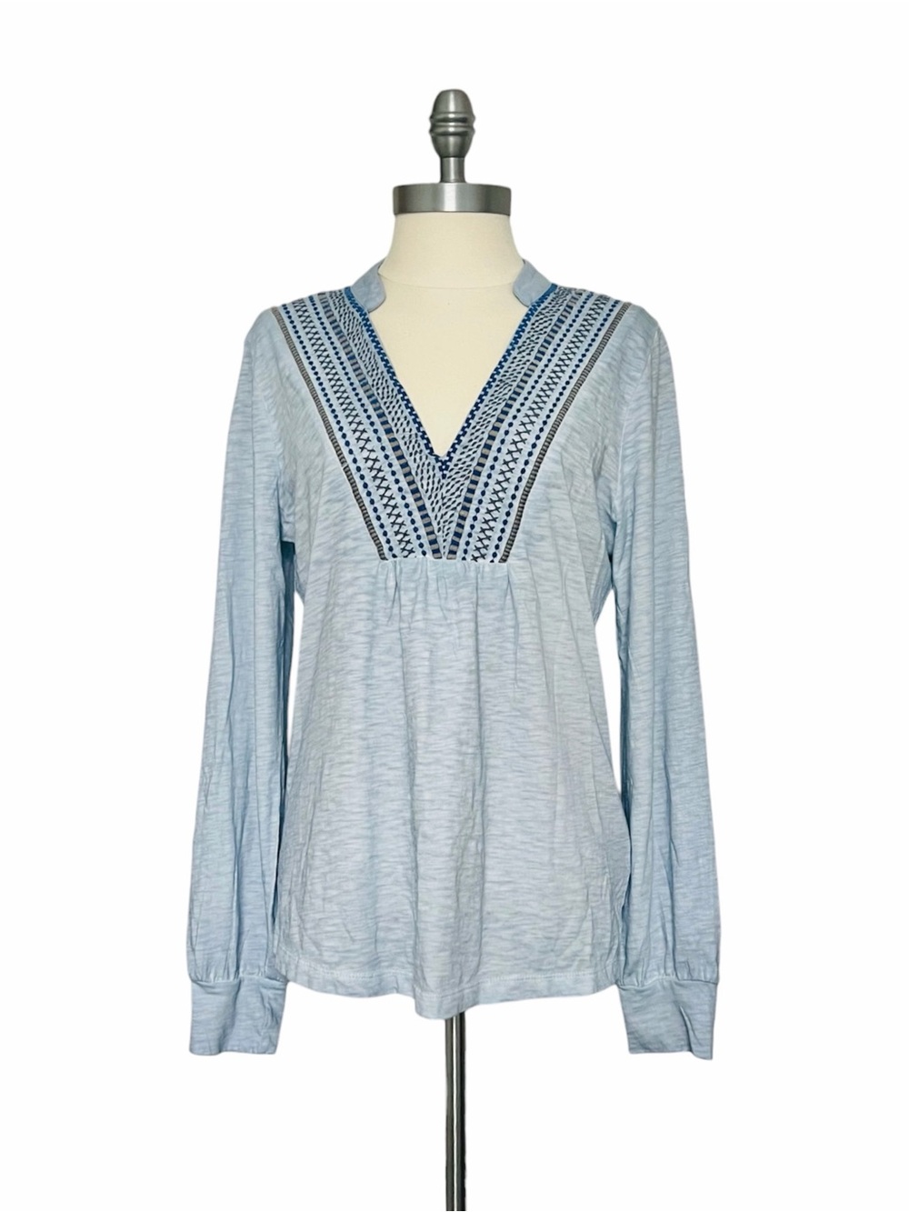 NIC+ZOE NWT Sky Blue Navy Top Long Sleeve Embroidered Cotton Blouse Size Small